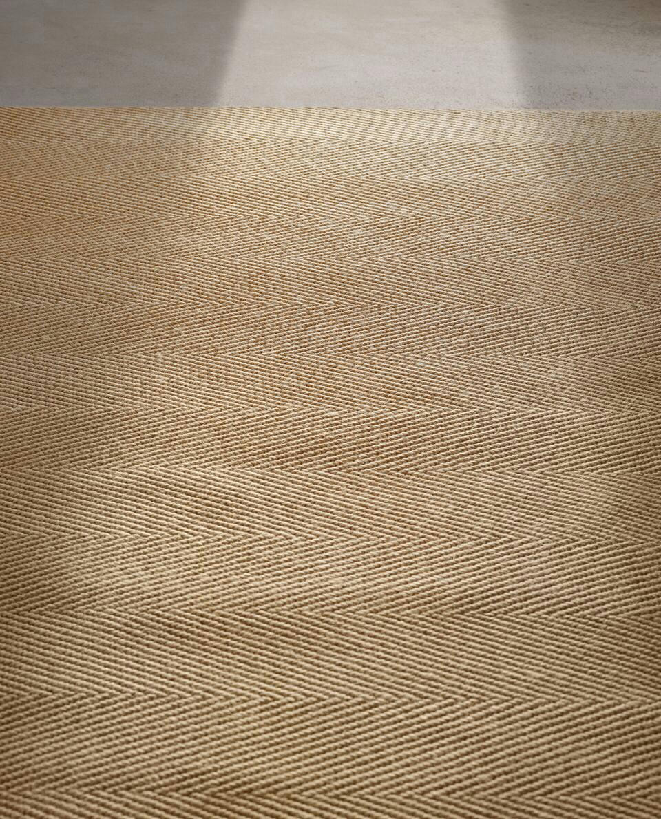 RUG 02