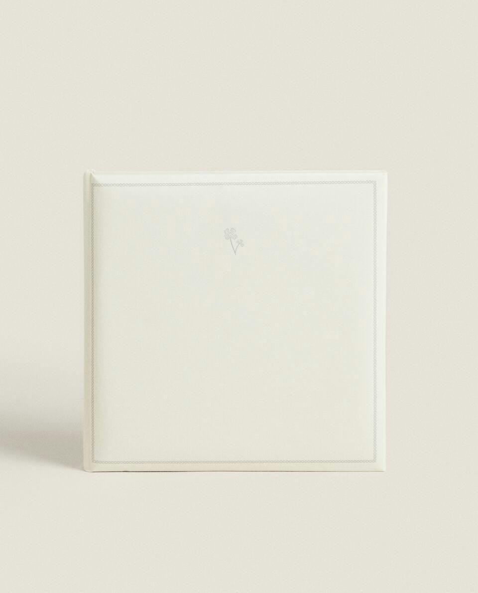 CLOVER PHOTO ALBUM