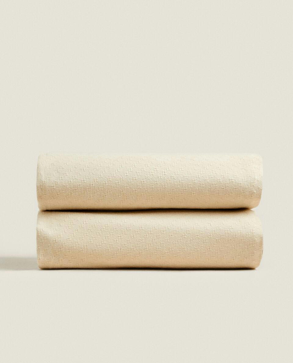 SOFT BLANKET