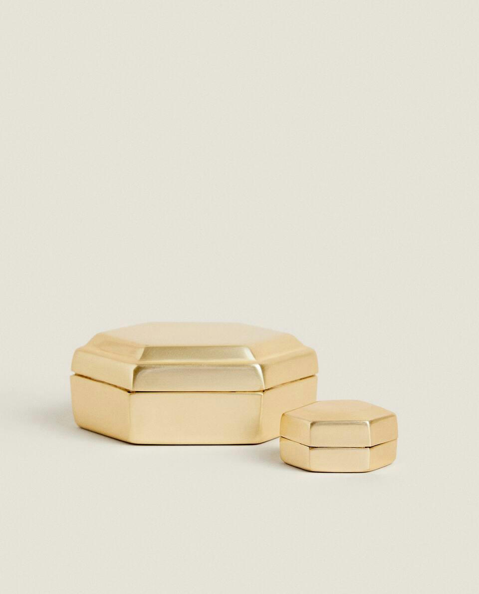 HEXAGONAL BOX WITH LID