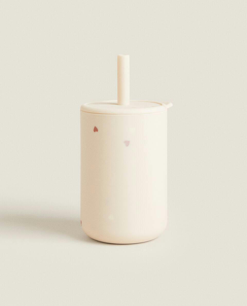 SILICONE HEART TUMBLER WITH STRAW