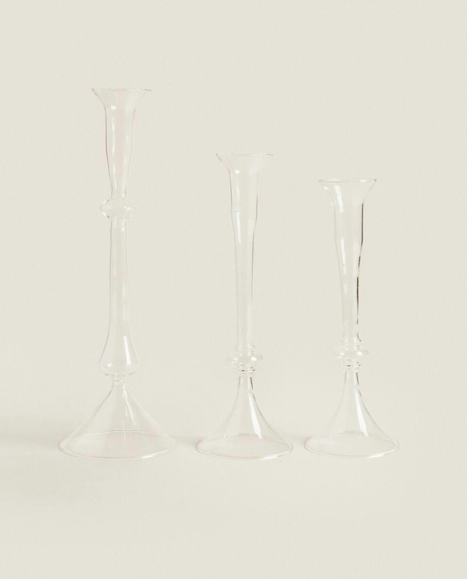 RAISED DESIGN GLASS CANDLESTICK
