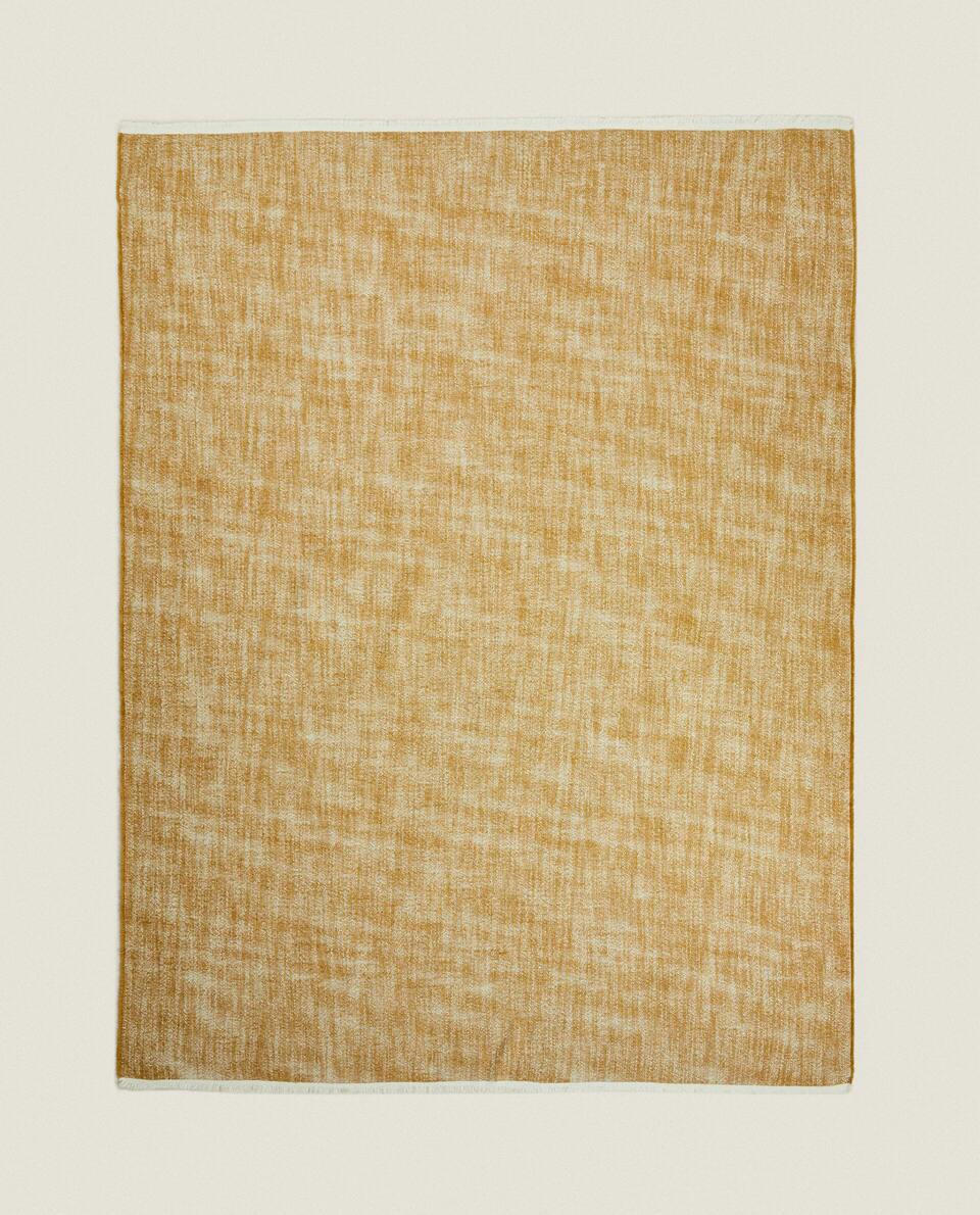 FLECKED BLANKET
