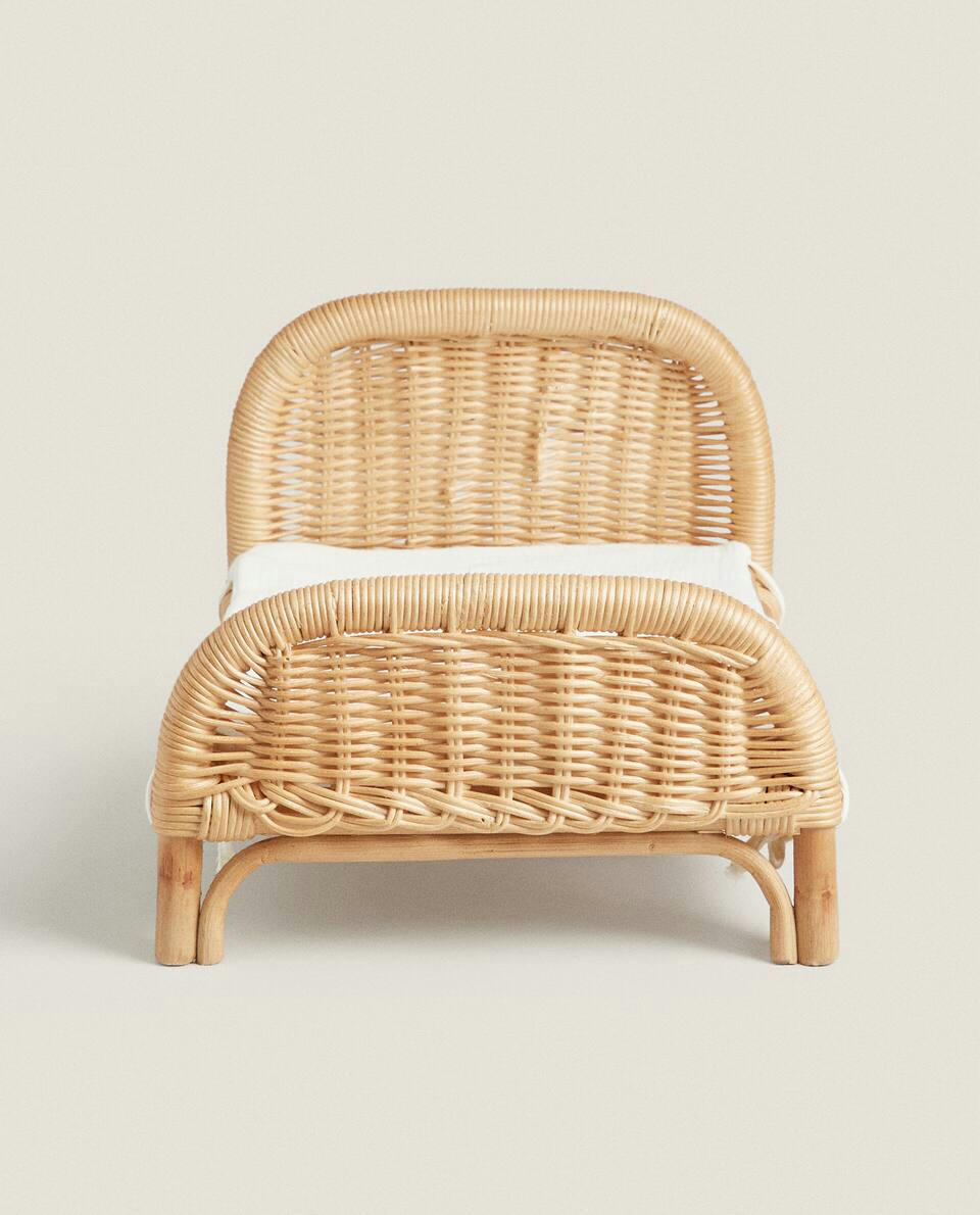 CHILDREN’S TOY MINI COT