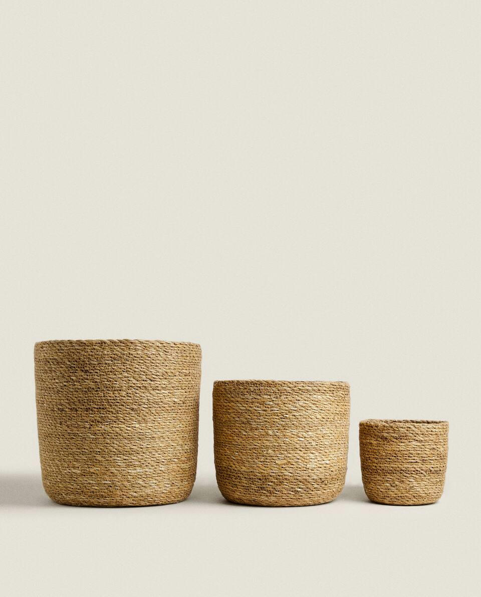 WOVEN BASKET