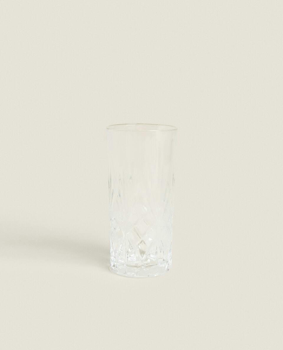 TALL GLASS WITH RAISED DESIGN