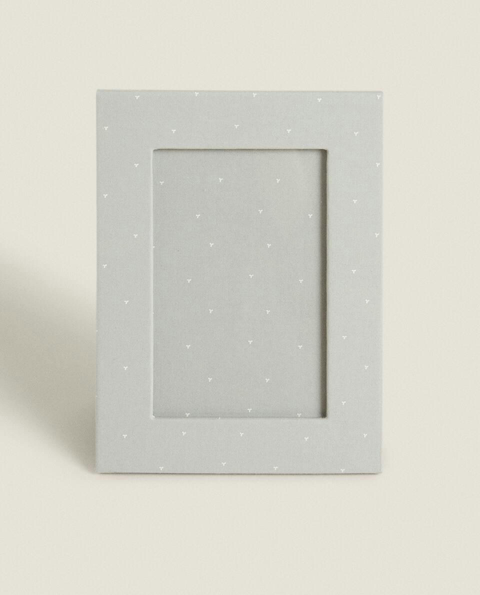 CLOVER FRAMES