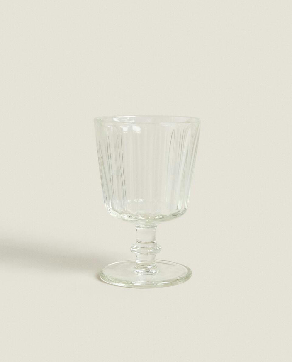 RAISED DESIGN GLASS