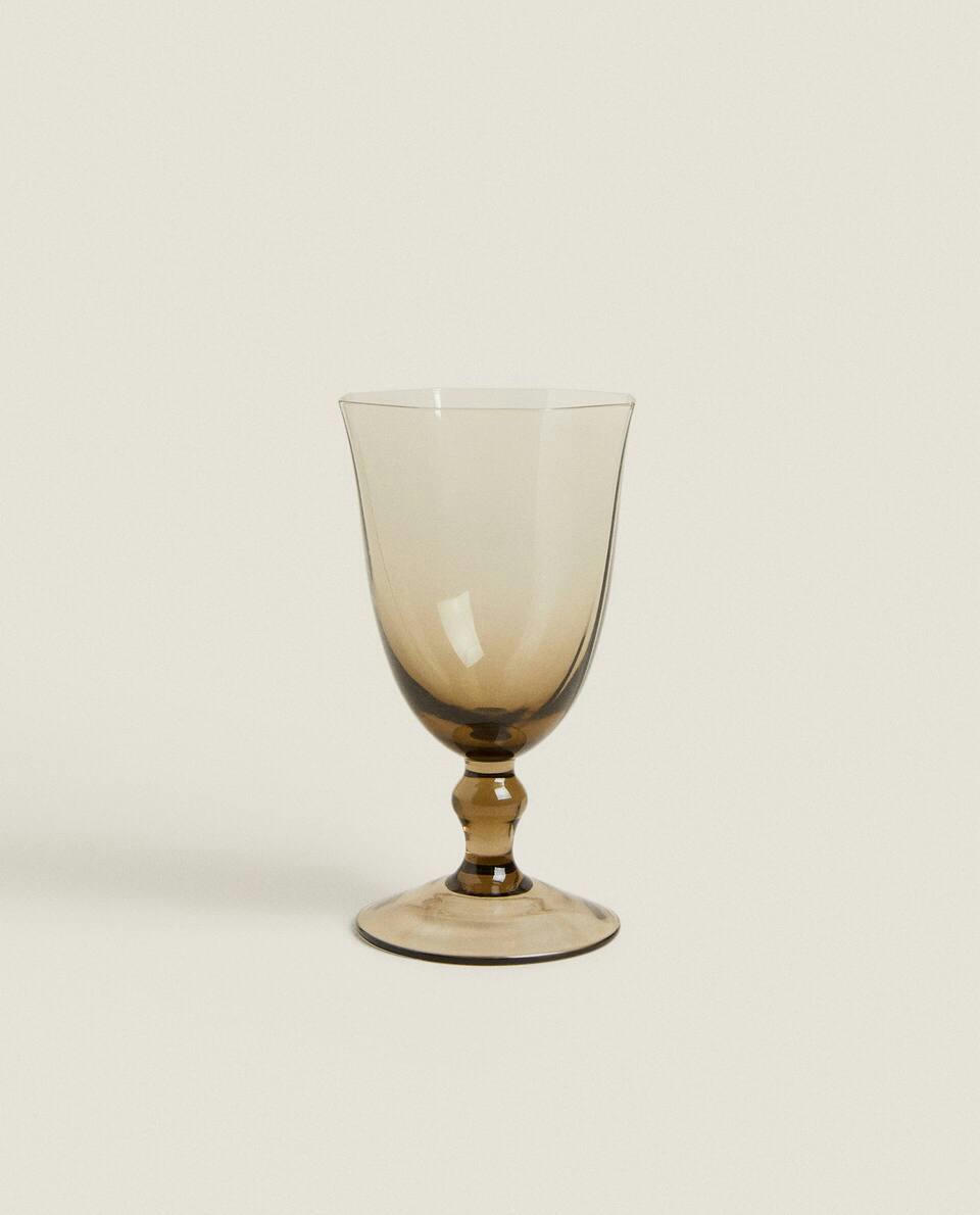 OCTAGONAL GLASS