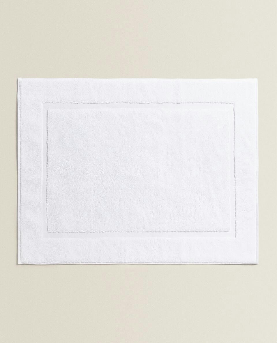 EXTRA-SOFT BATH MAT