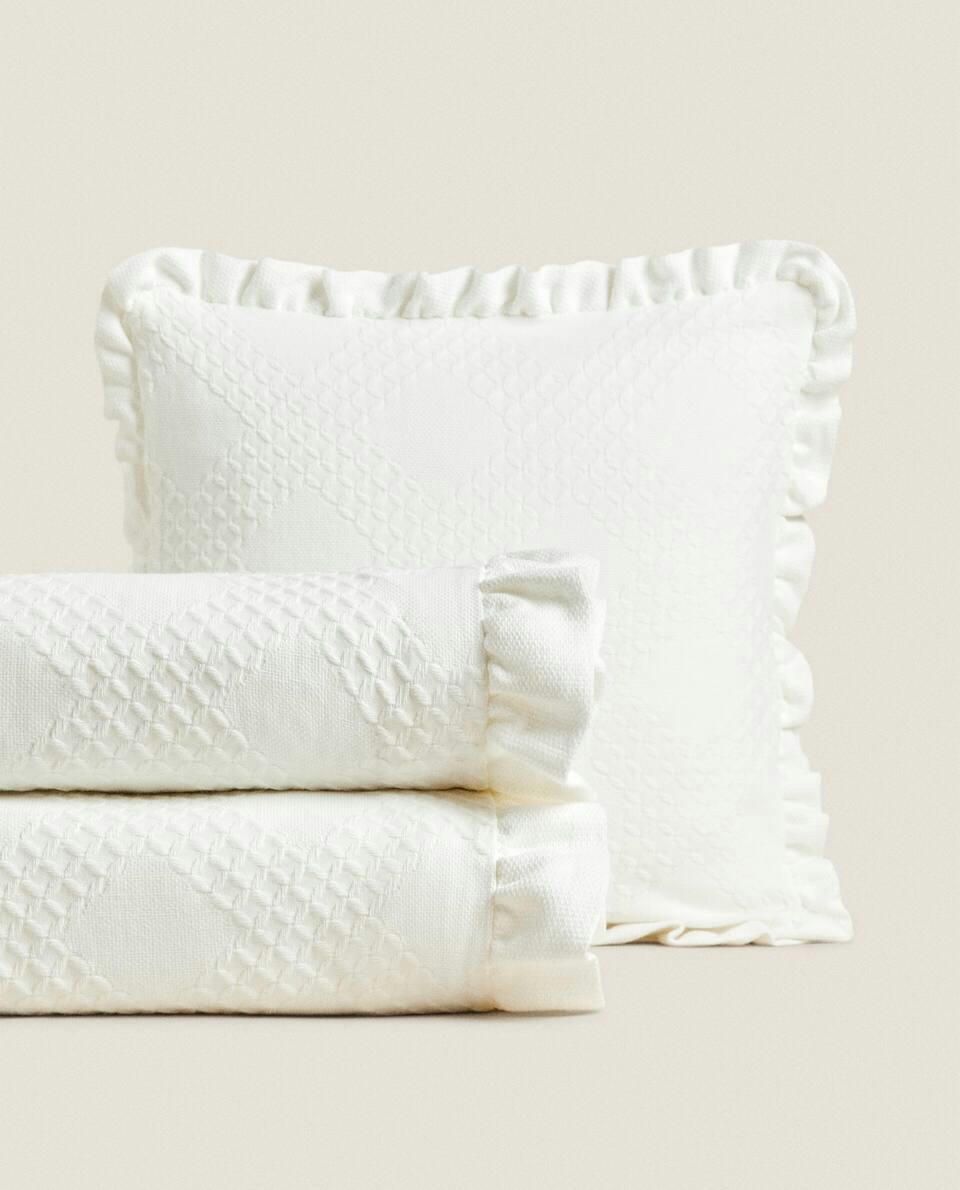 DIAMOND BEDSPREAD