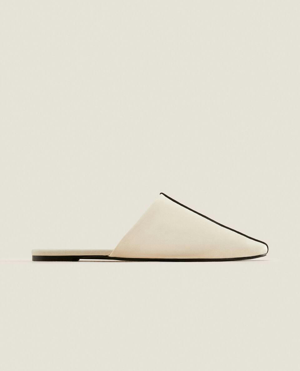 MULE SLIPPERS WITH CONTRAST DETAIL