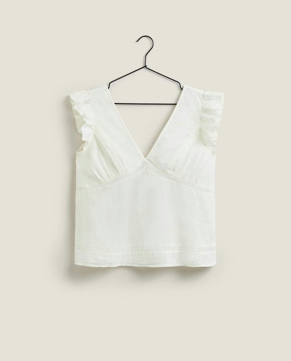 LACE TRIM TOP
