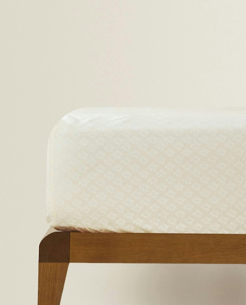 CHILDREN’S FLORAL FITTED SHEET