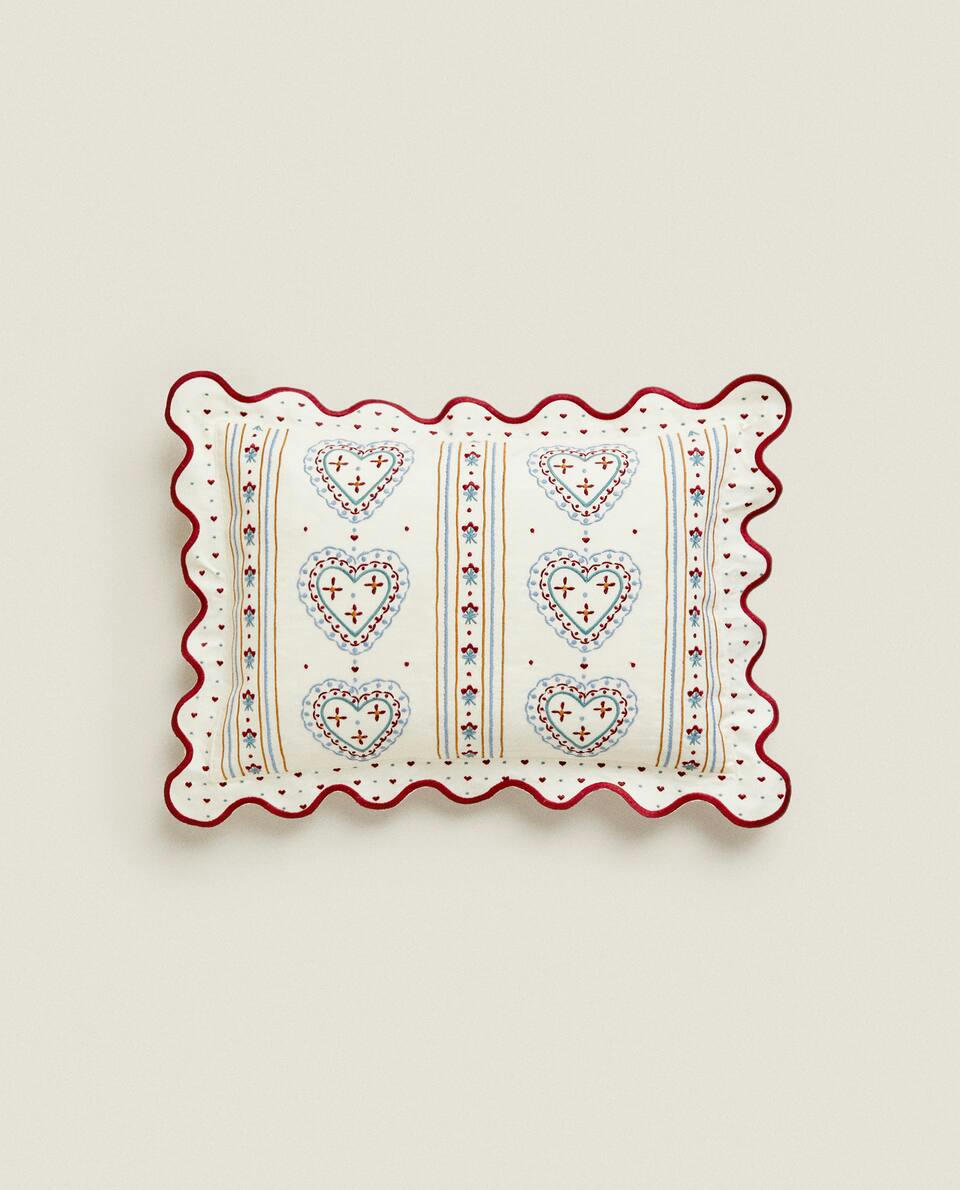 CHILDREN'S CHRISTMAS HEARTS COTTON CUSHION COVER