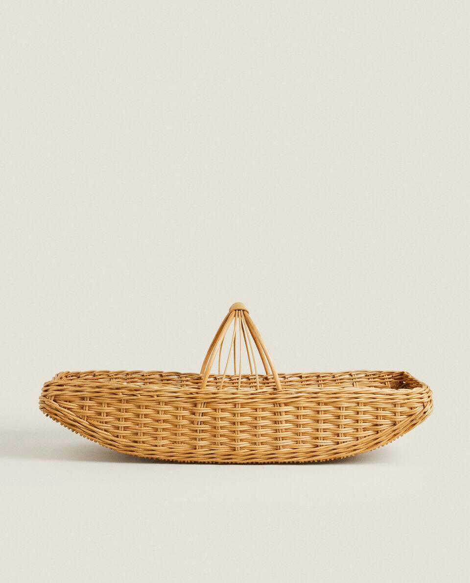 WOVEN RATTAN HAMPER
