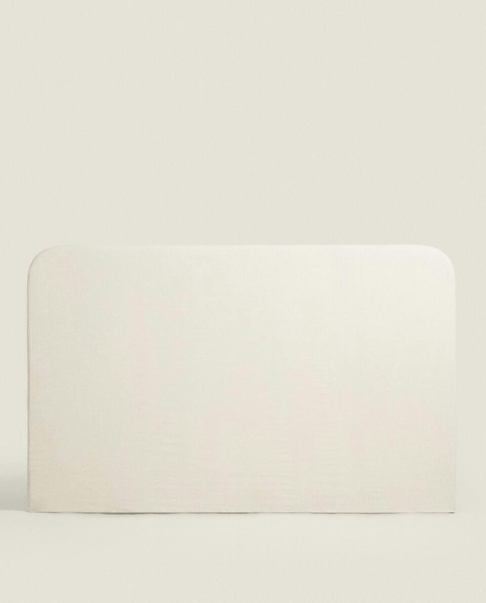 ROUNDED HEADBOARD WITH LINEN COVER