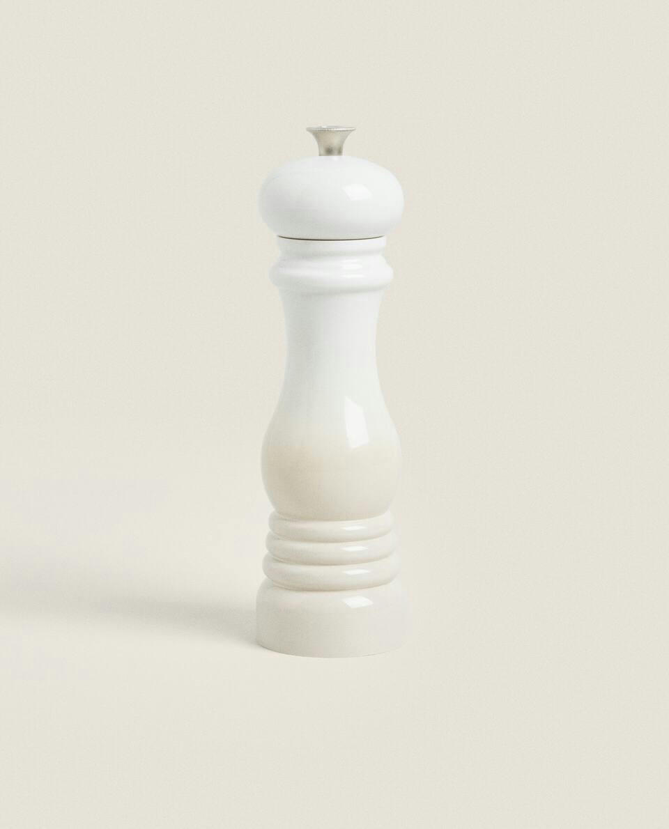 LE CREUSET SALT AND PEPPER GRINDER