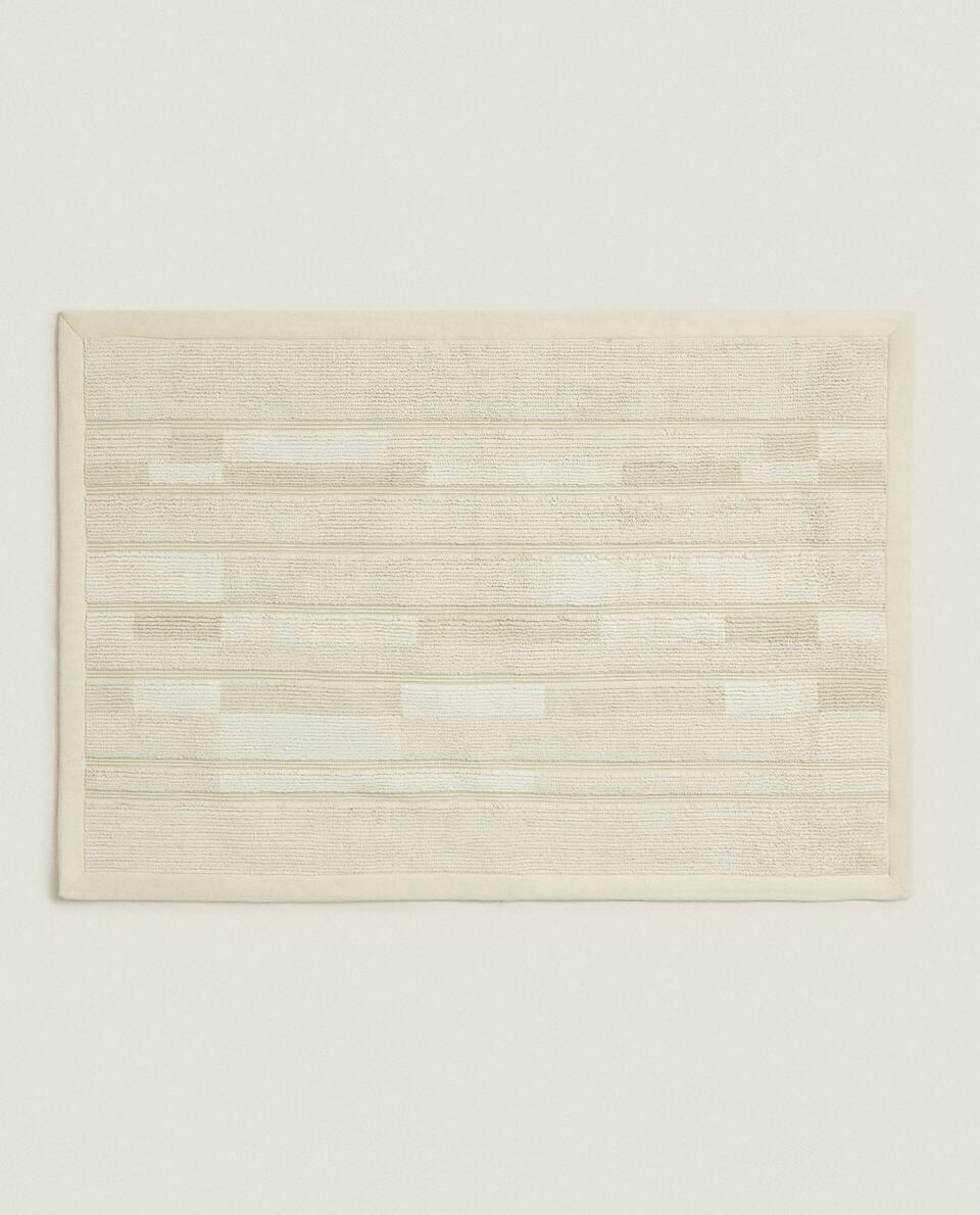 PATCHWORK BATH MAT