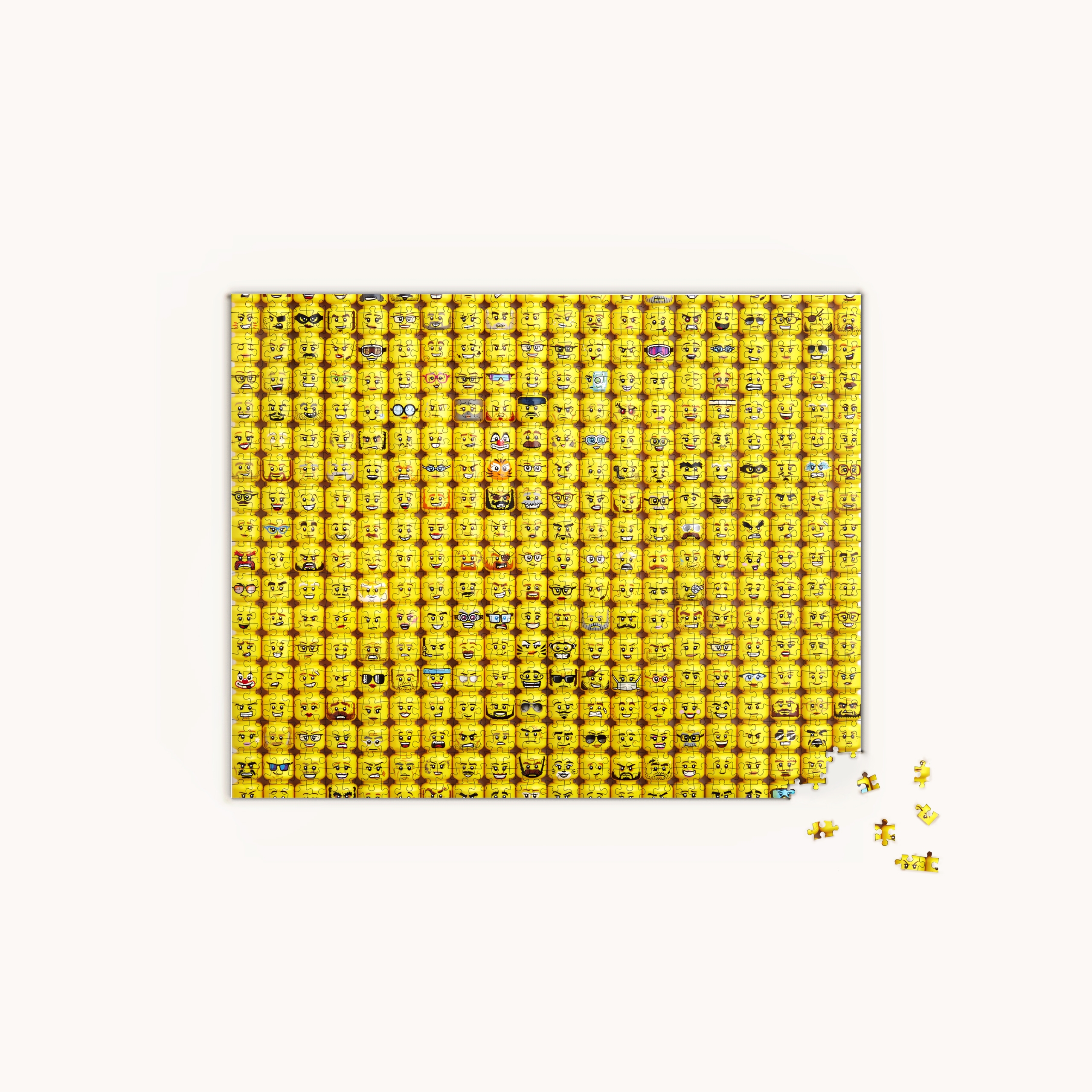 Minifigure Faces 1,000-Piece Puzzle